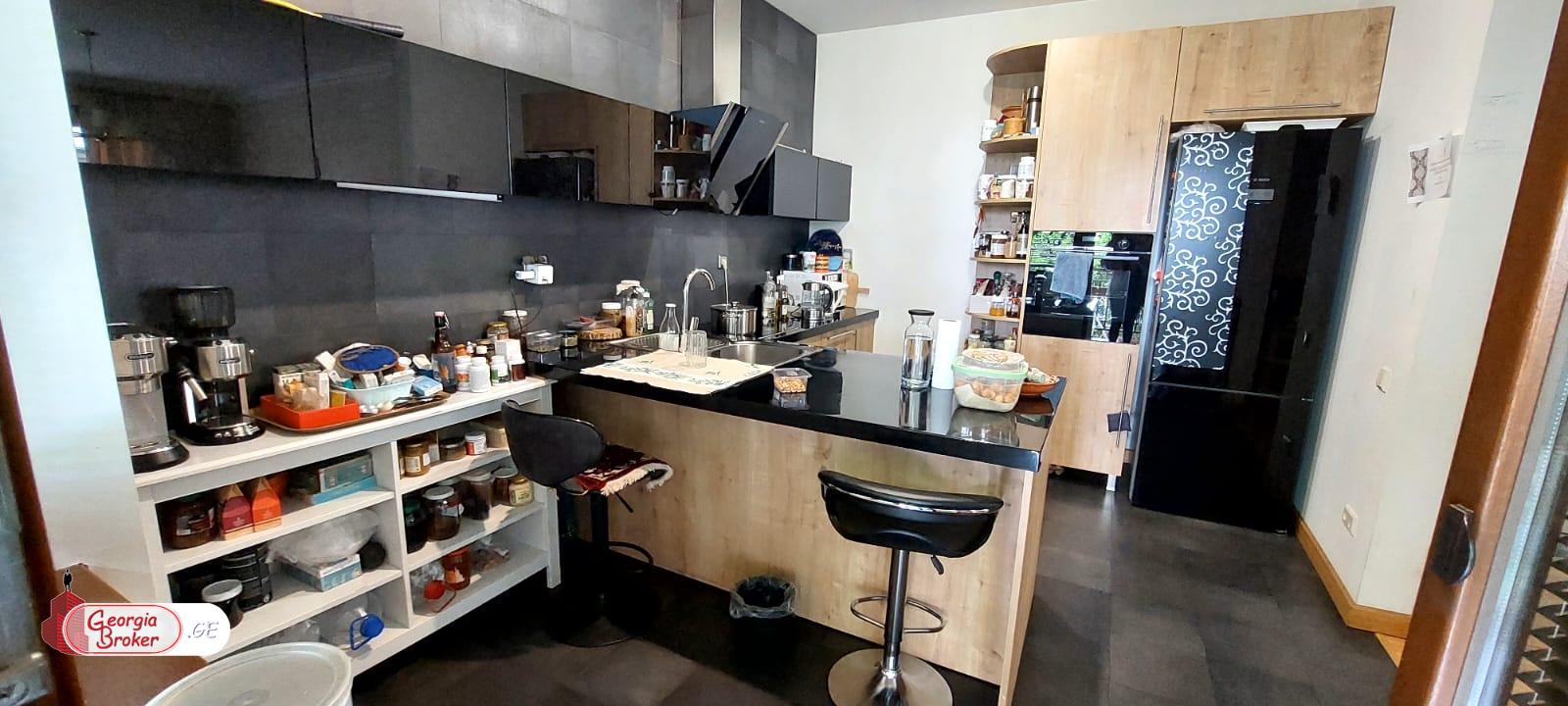 nearly repaired 5-room apartment for sale